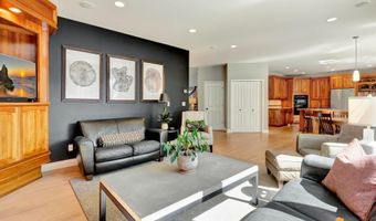 3436 Discovery Bay Dr, Anchorage, AK 99515
