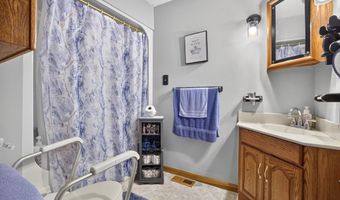 955 Livingston Boat Dock Rd, Allons, TN 38541