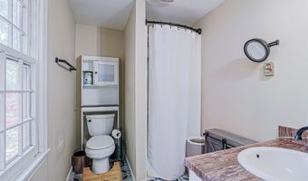 19 Winterberry Dr, Amherst, NH 03031