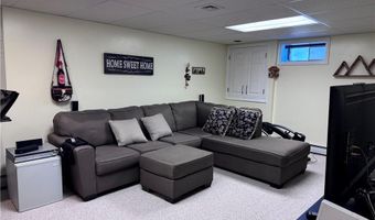 60 Farm Dr, Cumberland, RI 02864