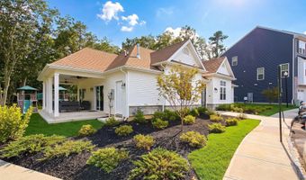 5 PELHAM Ln, Bayville, NJ 08721
