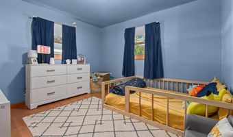 1343 W FRANKLIN St, Appleton, WI 54914