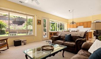13503 Mesa Crest Dr, Yucaipa, CA 92399