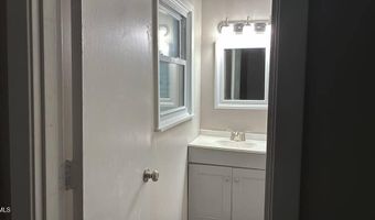 5128 Sunset Lake Rd, Apex, NC 27539
