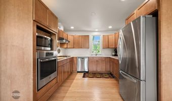1614 Wolverine St, Anchorage, AK 99504