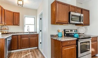 31 Anthony St, Coventry, RI 02816