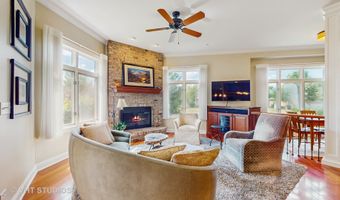 870 Legacy Rdg, Algonquin, IL 60102