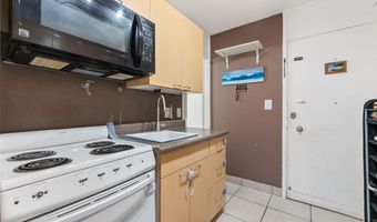 2442 Tusitala St 314, Honolulu, HI 96815