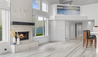 3960 Garfield St, Carlsbad, CA 92008