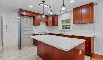 107 Barnett Dr, Bishopville, SC 29010