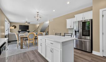 5816 Allerton Dr, Ames, IA 50014