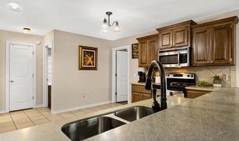 2803 Hunter Pointe, Altus, OK 73521