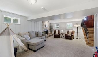 7061 Aliceton Ave, Affton, MO 63123