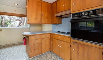 557 Canyon Dr, Solana Beach, CA 92075