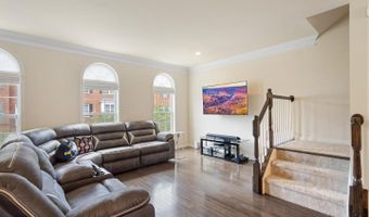 43008 PARIS GAP Sq, Ashburn, VA 20148