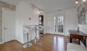 2950 S COLUMBUS St C2, Arlington, VA 22206