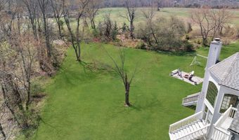 25 CARSDALE Dr, Belle Mead, NJ 08502
