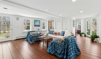 561 Middlesex Rd, Darien, CT 06820