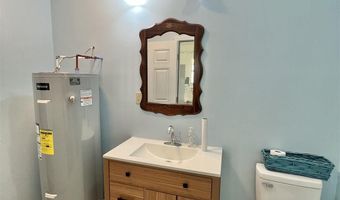 2259 E Laurel St, Atmore, AL 36502