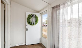 617 W 24TH St, Cheyenne, WY 82001
