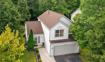 1097 Pebble Brook Dr, Columbus, OH 43240