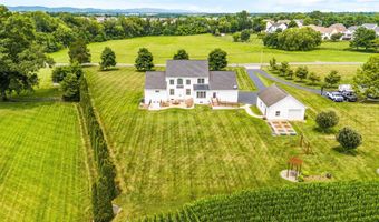 5715 DOUBS Rd, Adamstown, MD 21710