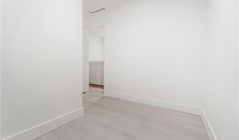 2707 SW Livingston Sq 1, Bentonville, AR 72713