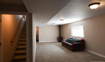 1073 Petersburg, Chubbuck, ID 83202