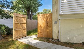 7810 KALORAMA Rd, Annandale, VA 22003