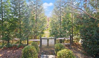 4211 DOWNING St, Annandale, VA 22003