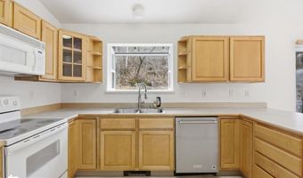21507 Tony Cir, Chugiak, AK 99567