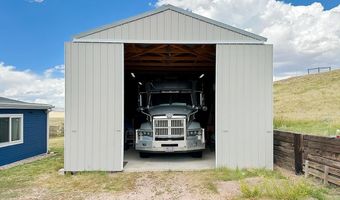 1806 S MOUNTAIN SHDW Ln, Cheyenne, WY 82009