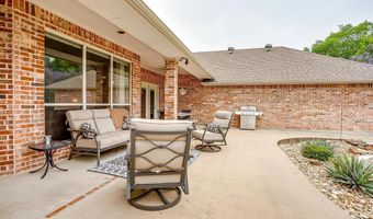 1717 Woodridge Ct, Aledo, TX 76008