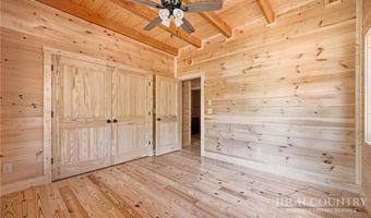 167 Apple Cove Rd, Banner Elk, NC 28604