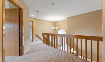 704 SW Coventry Cir, Ankeny, IA 50023