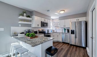 3305 Mountain Terrace Dr, Blakeslee, PA 18610