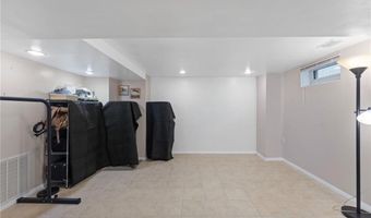 32 Waterman Ave, Johnston, RI 02919