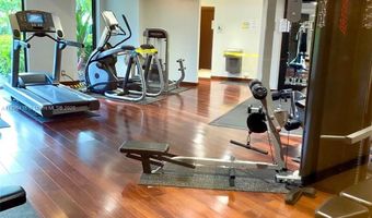 3300 NE 191st St 1612, Aventura, FL 33180