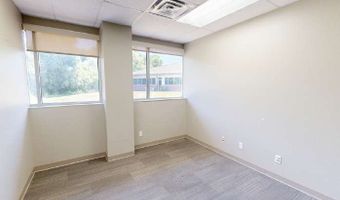 1400 NE Mcclain Rd 4, Bentonville, AR 72712