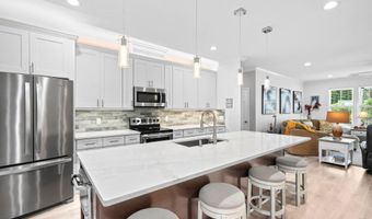 5005 Dogwood St, Beaufort, SC 29906