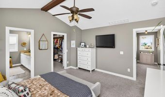 2102 NE 17th St, Ankeny, IA 50021