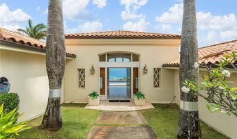 559 Moaniala St, Honolulu, HI 96821