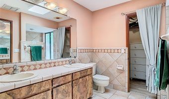 200 ALPINE St, Altamonte Springs, FL 32701