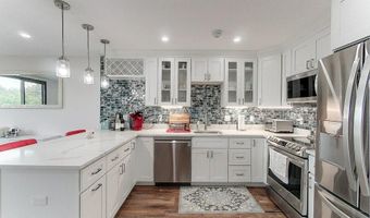 317 America St, Newport, RI 02840