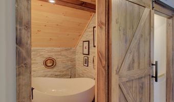 635 Firehouse Rd, Alburgh, VT 05440