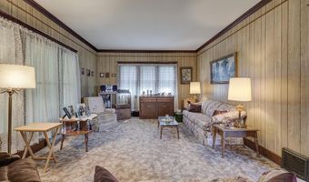 905 East Ave, Baxter Springs, KS 66713