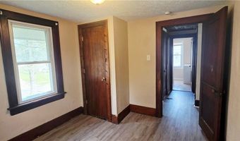 147 Brighton Dr, Akron, OH 44301