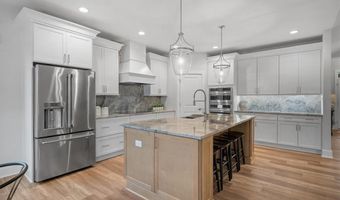 104 Ridgewood Heights Dr, Allison Park, PA 15101
