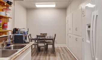 200 S Main St, Abbeville, LA 70510