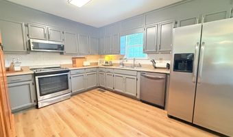 82 Fairhope Dr, Arab, AL 35016